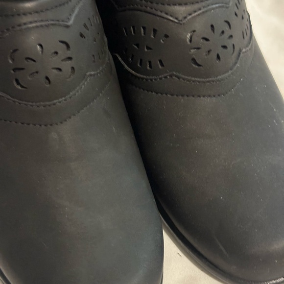 Easy Spirit Black Ankle Booties - Picture 3 of 6